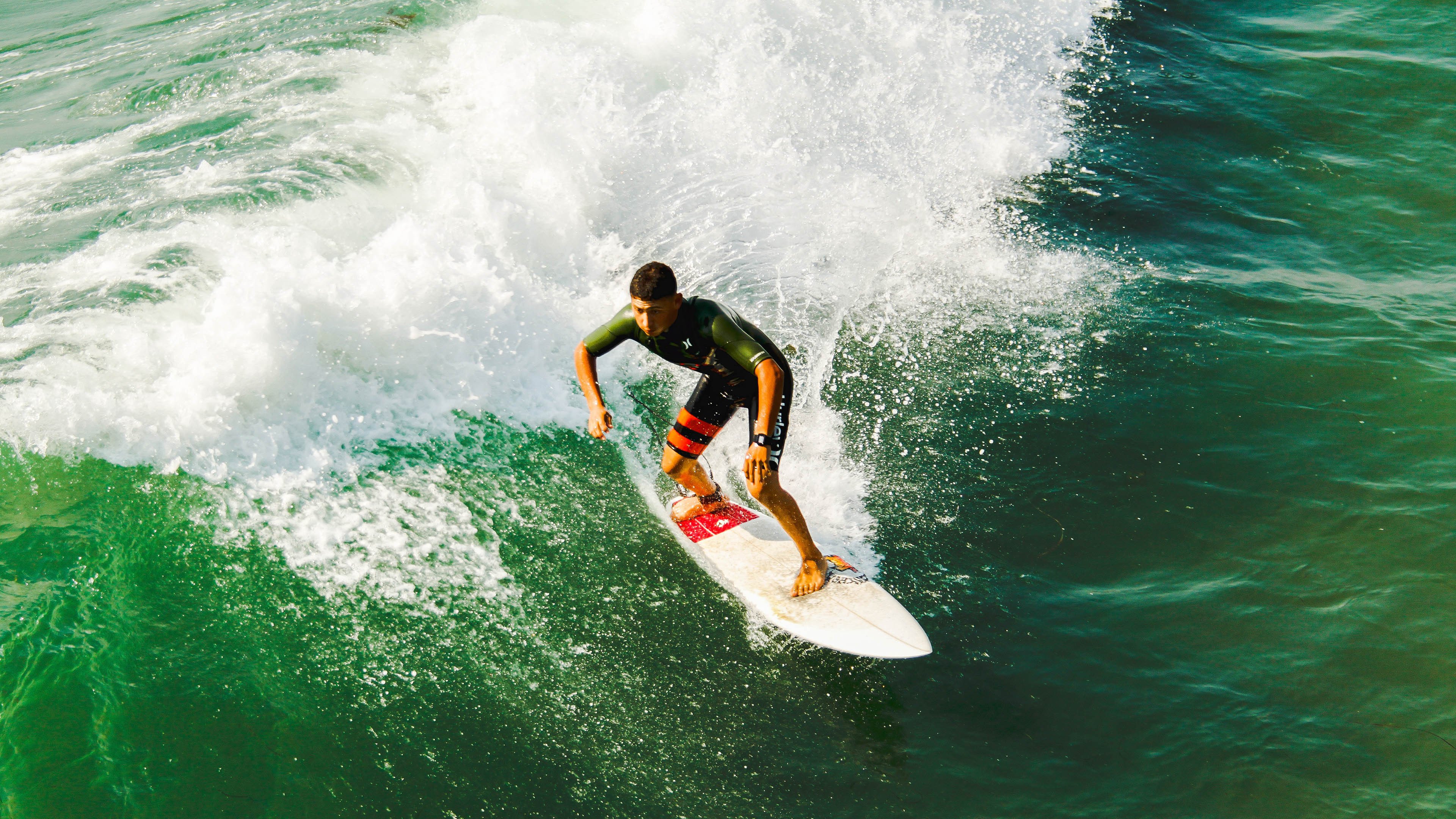 世界杯小组赛：英格兰6比2大胜伊朗 进攻群全面开花